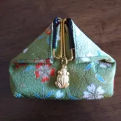 Item thumbnail for item 504cf97a-794f-4702-bc2f-a94df57dae7a