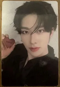 ゼベワン　クッキー缶　Rose in loveトレカ　リッキー