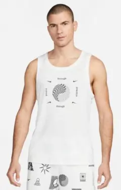 【新品未使用タグ付き】ナイキ ノースリーブ タンクトップ DM6579