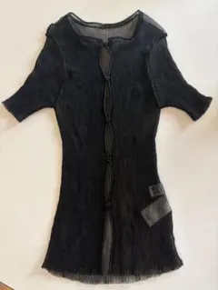 Ray BEAMS 半袖ブラウス　黒　ワンサイズのサムネイル