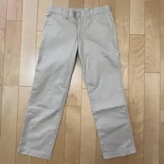 ユニクロ UNIQLO メンズ チノパン ベージュ W79 Mサイズのサムネイル