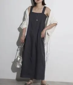 ボンジュールサガン ハイウエストロングジャンパースカート　チャコールのサムネイル