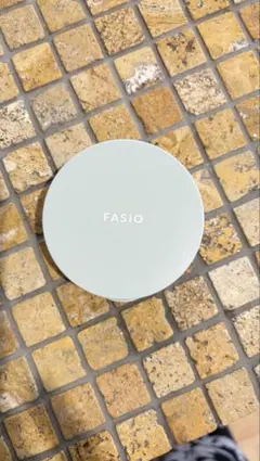 FASIO クッションファンデーション ケース付きのサムネイル