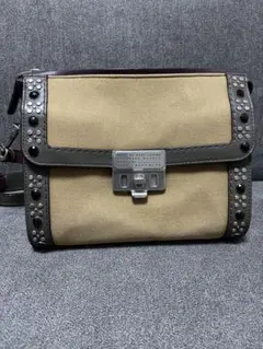 【MARC BY MARC JACOBS】スタッズデザイン ショルダーバッグのサムネイル