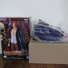 ワンピース　シャンクス　フィギュア