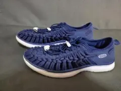KEEN ネイビー 編み込み スポーツサンダル UNEEK