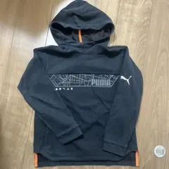 PUMA 黒 パーカー 140サイズ