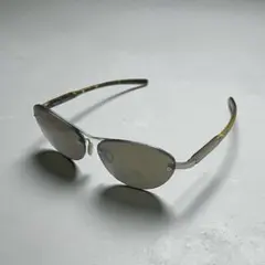 2025年最新】prada アーカイブ サングラスの人気アイテム - メルカリ