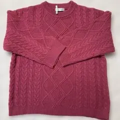 ケーブル編みワインレッド長袖セーター