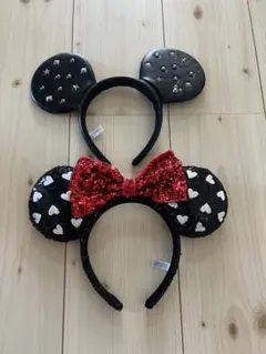 ミッキー耳カチューシャ ハート模様 赤リボン