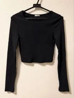 【セール価格】リブクロップドT ブラック　ショート丈