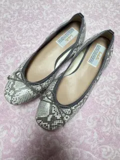 新品未使用 ファルファーレ シューズ サイズ39 パイソン柄