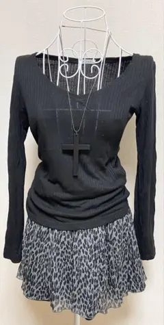 y2k 平成 ギャル ブラック Vネックトップス ヒョウ柄 スカート 2点セット