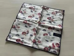 値下げ【新品未使用】POLO ハンカチ 花柄 リバーシブルガーゼハンカチのサムネイル