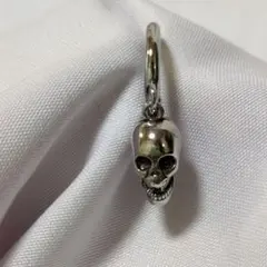 ピアス 片耳 シルバー フープ スカル 骸骨 パンク ロック ゴシックのサムネイル