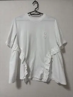 UNIQLO×CECILIE BAHNSEN フリルT