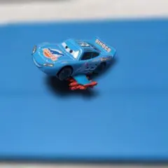 カーズ　マテル　フライング　ストーム　ダイナコ　マックィーン