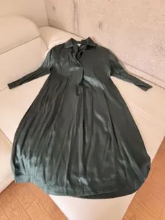 Bottega Veneta ダークグリーン シルクワンピース　34のサムネイル