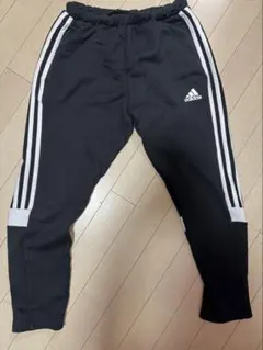 adidas キッズ ロングパンツ ブラック 160cmのサムネイル