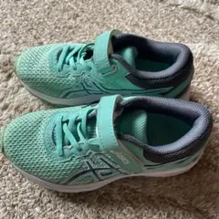 アシックス　スニーカー