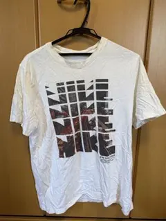 Nike T shirtのサムネイル