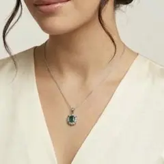 【極美品】大粒エメラルドカラー ペンダントトップ シルバー 華やか 上品