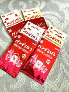 マクドナルド　マック　ハッピーセット　パンどろぼう　シール４種類　コンプリート