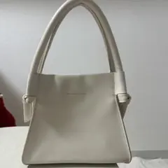 ホワイト ハンドバッグ