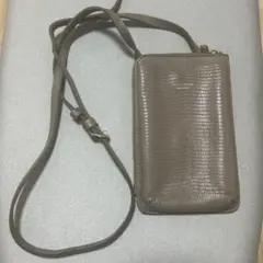 VIOLAd'ORO 牛革 スマホポシェットのサムネイル