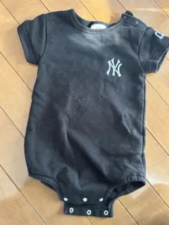 ニューヨークヤンキース ロンパース 黒
