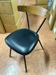 美Used ACME Furniture ミッドセンチュリー 黒い椅子 1脚