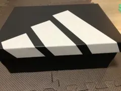 アディゼロジャパン8