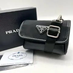 美品】PRADA プラダ ポーチ Re-Nylon 三角ロゴ ストラップ付 - メルカリ