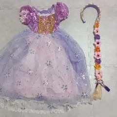 ラプンツェル風ドレスとヘアアクセサリー