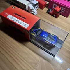 tomica presents Bburago Ferrari FXX K