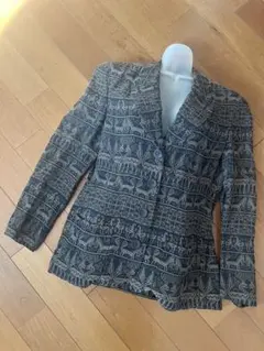 Item thumbnail for item 3574a9ec-27dc-4e16-bad6-21a6f3339635