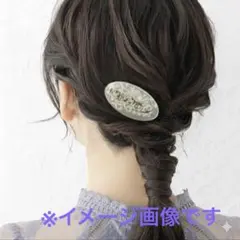 ヴィンテージ風ヘアクリップ