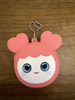 TWICE LOVELYS シリコンミニウォレット Momo - メルカリ