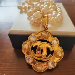 Chanel CCロゴ パールネックレス