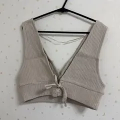 GU ベージュ ビスチェ