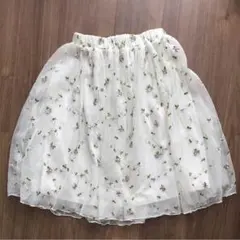 チュールレース花の刺繍スカート