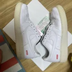 最終値下げSupreme Nike Air Force 1 Low Whiteのサムネイル