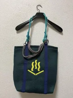 Item thumbnail for item e1f50763-e784-4589-93c7-edf13ee66378