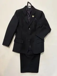 a.v.v男児フォーマルスーツ