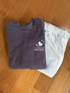 ユニクロ　ミッキーマウス パジャマセット
