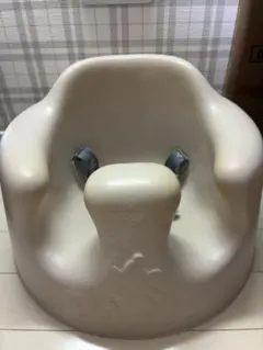 Bumbo ベビーソファ 専用トレイ付き値下げ❗️のサムネイル