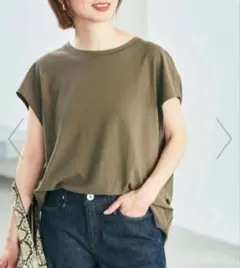【美品】Spick & Span　アムンゼンクロスバックタックフレンチブラウスのサムネイル