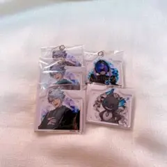ツイステ　アクリルキーホルダー　式典服　アズール、グリム、オルトセット　アクキー