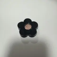 MARY QUANT 花型パウダーアイシャドウ ピンク系のサムネイル