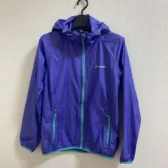 Berghaus バーグハウスフード付き紫ウィンドブレーカー